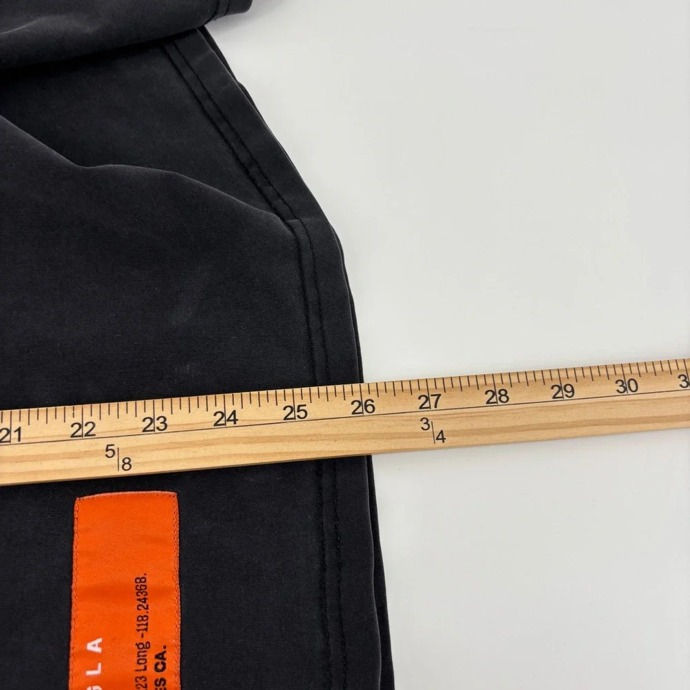 YoungLA Graphic T-Shirt Mens Small Black Excellent Pantone Graffiti Boxy Fit - Picture 5 of 7